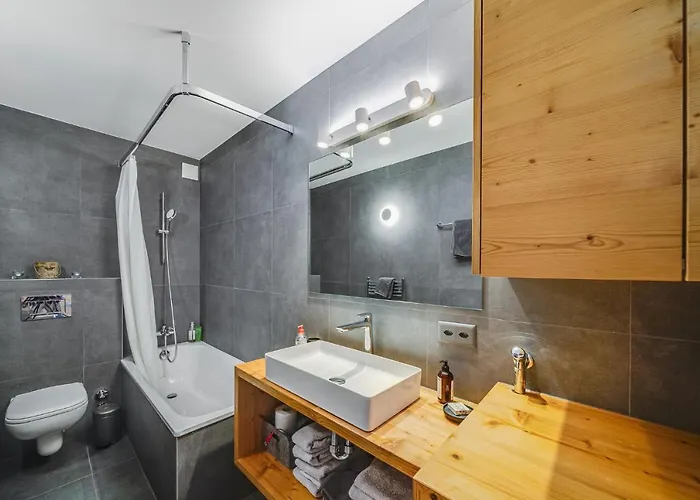 شقة In The Heart Of Crans, Fireplace And Parking *